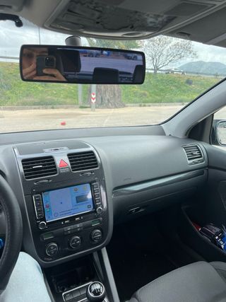 Volkswagen Golf 2004