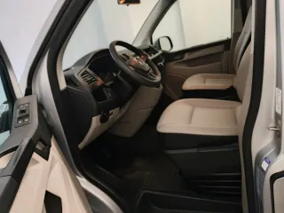 Volkswagen Caravelle 2016