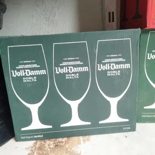 2 Cajas Vasos Voll-Damm Doble Malta