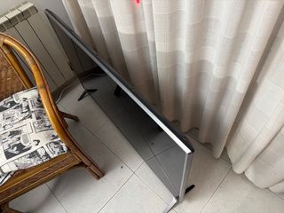 TV LG 55 4K con leds azules