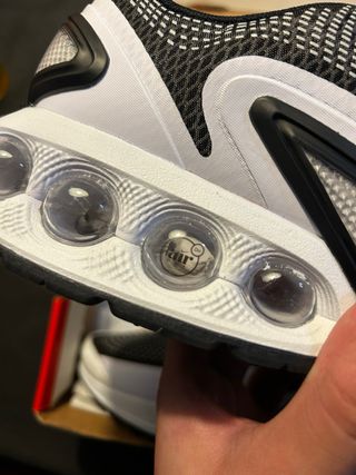 Nike Air Max DN Negro Blanco