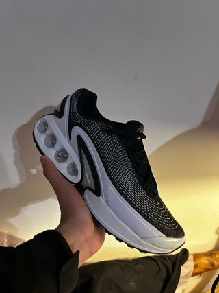Nike Air Max DN Negro Blanco