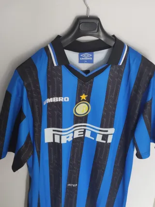 Camiseta fútbol Retro Inter. Talla XL