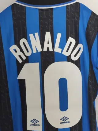 Camiseta fútbol Retro Inter. Talla XL