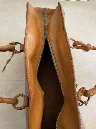 Bolso antiguo de piel