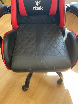 Silla Gamer iTek con ruedas