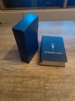 HISTORIADORES LATINOS