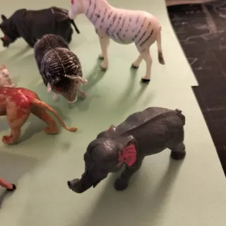 Set animali miniatura plastica