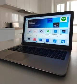 Portátil pc ASUS - I7, 8GB RAM, 240GB SSD, MX110