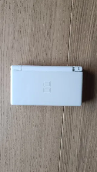 Nintendo DS Lite Blanca + Cargadores