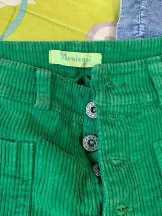 Pantalón verde de pana ancho