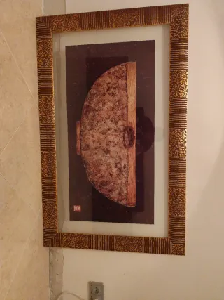 Cuadro con marco decorativo