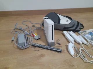 Consola Wii Nintendo + Mandos y Juegos