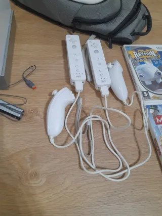 Consola Wii Nintendo + Mandos y Juegos