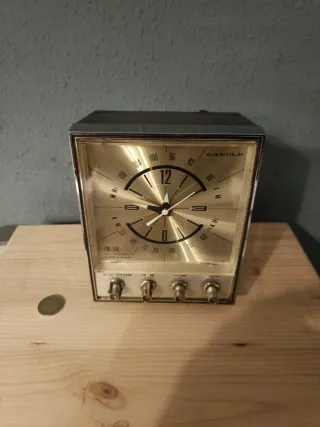Radio Reloj Despertador Candle AM/FM Vintage