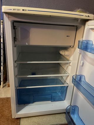 Nevera compacta MRF136A+ Clase A+