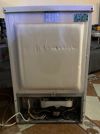 Nevera compacta MRF136A+ Clase A+