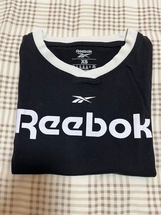 Camiseta Reebok Negra Talla XS