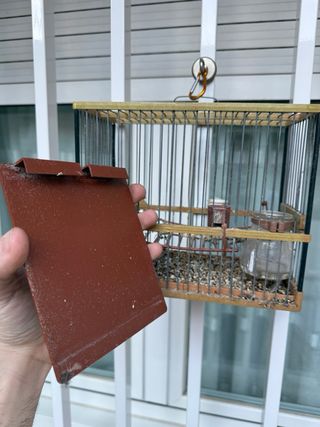 Jaula para jilgueros y pardillos de madera y metal