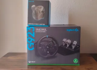 Logitech G923 + shifter + pedales