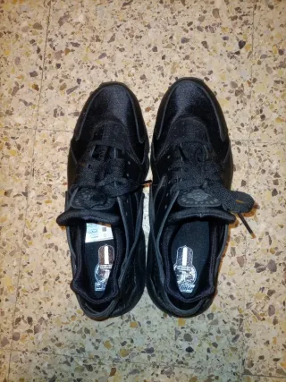 Nike Bambas Negras Talla 42