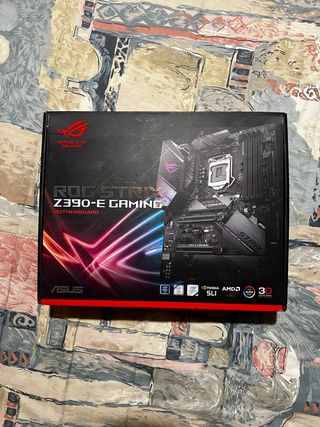 Scheda Madre ASUS ROG STRIX Z390-E GAMING