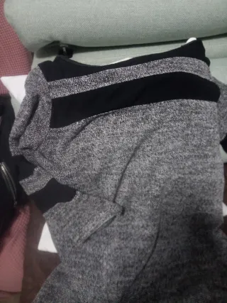 Jersey gris entretiempo con bolsillo