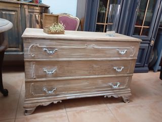 Cómoda restaurada madera