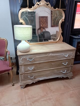 Cómoda restaurada madera