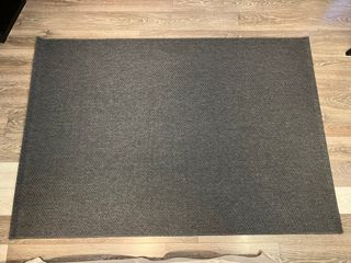 Alfombra grande gris