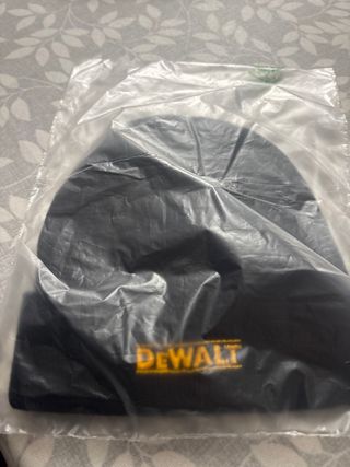 Gorro DeWalt Preto