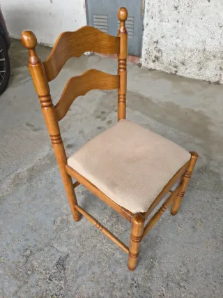 Silla de Madera Roble con asiento de tela
