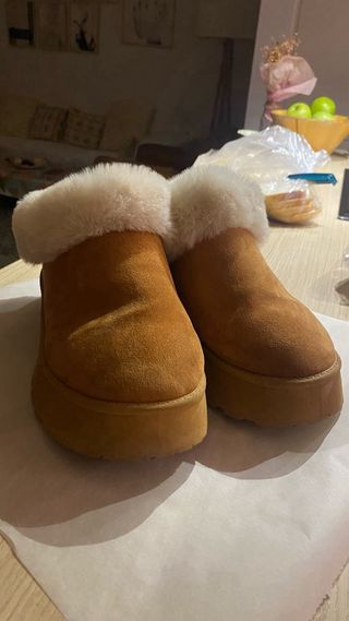 Botas UGG Beige/Marrón Talla 38