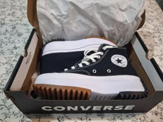 Converse Run Star Hike