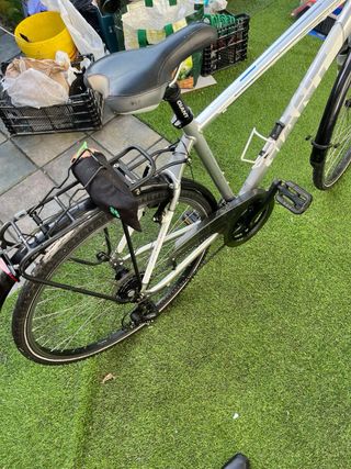 Bicicleta Giant Roam Urbana Trekking