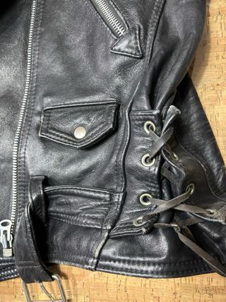 Chaqueta de Piel Negra estilo motero echa a mano