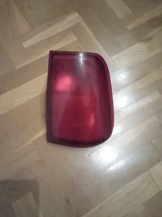 Piloto trasero Nissan Terrano