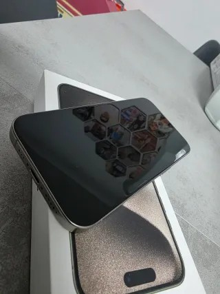 iPhone 15 Pro 256GB Gris