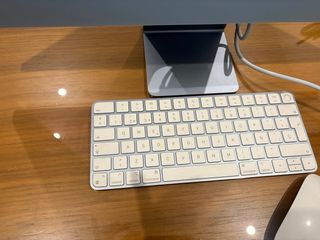 Apple iMac M3 24 512GB SSD 8GB RAM