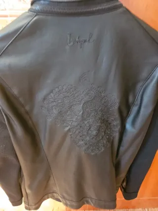 Cazadora Desigual Negra Talla 42