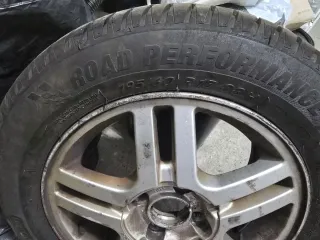 2 Llantas 195/60/15 Ford Focus 1999