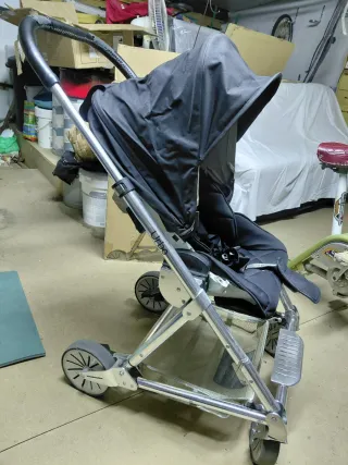 Carrito y silleta para bebé