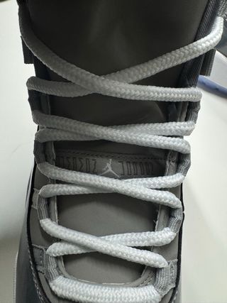 Air Jordan 11 Gris
