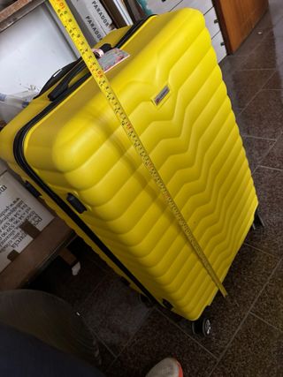 Maleta grande amarilla