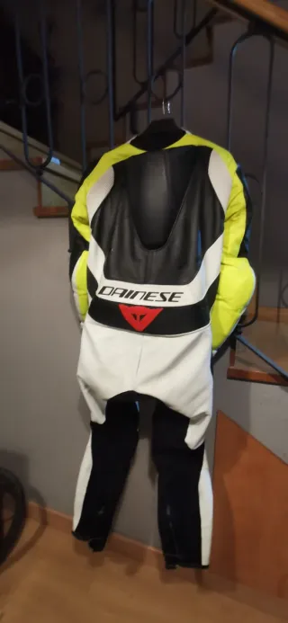 Mono Dainese Assen Talla 50