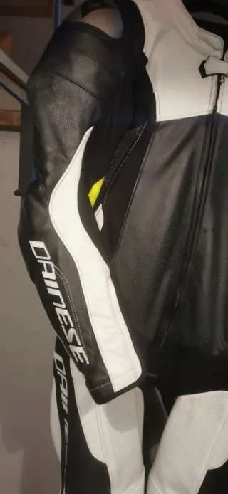 Mono Dainese Assen Talla 50