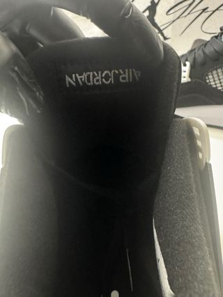 Air Jordan 4 Retro Negro Blanco