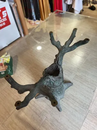 Mesa de cristal y madera