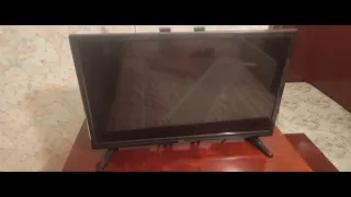 2 Televisores 24 TD System y 32 TCL