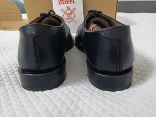 Zapatos de uniforme Iturri